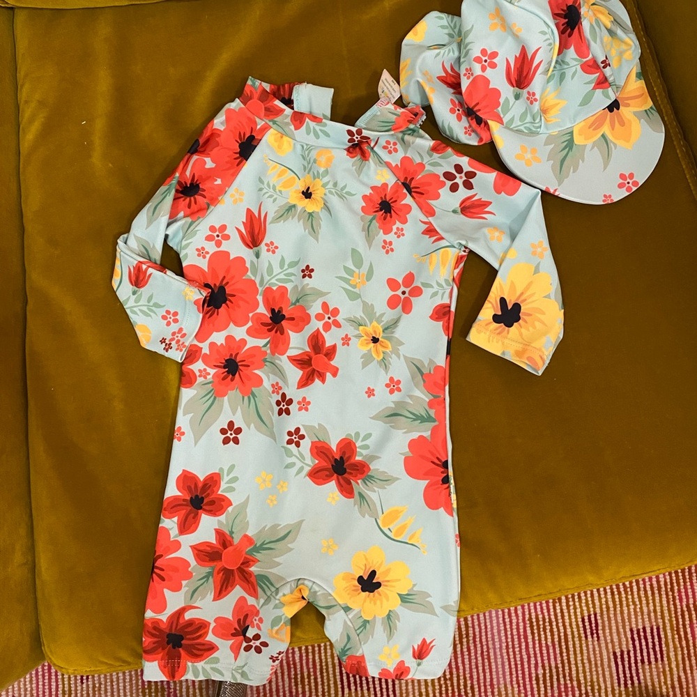 Rashguard with SunHat 6-9 months girl child